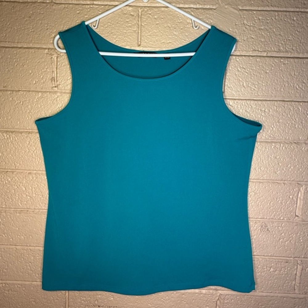 IMAN Teal Sleeveless Tank Top